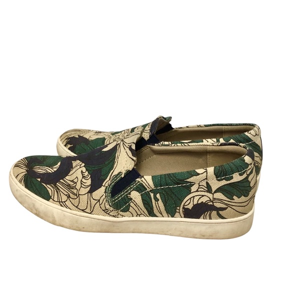 Naturalizer Slip on Sneakers - Picture 4 of 5